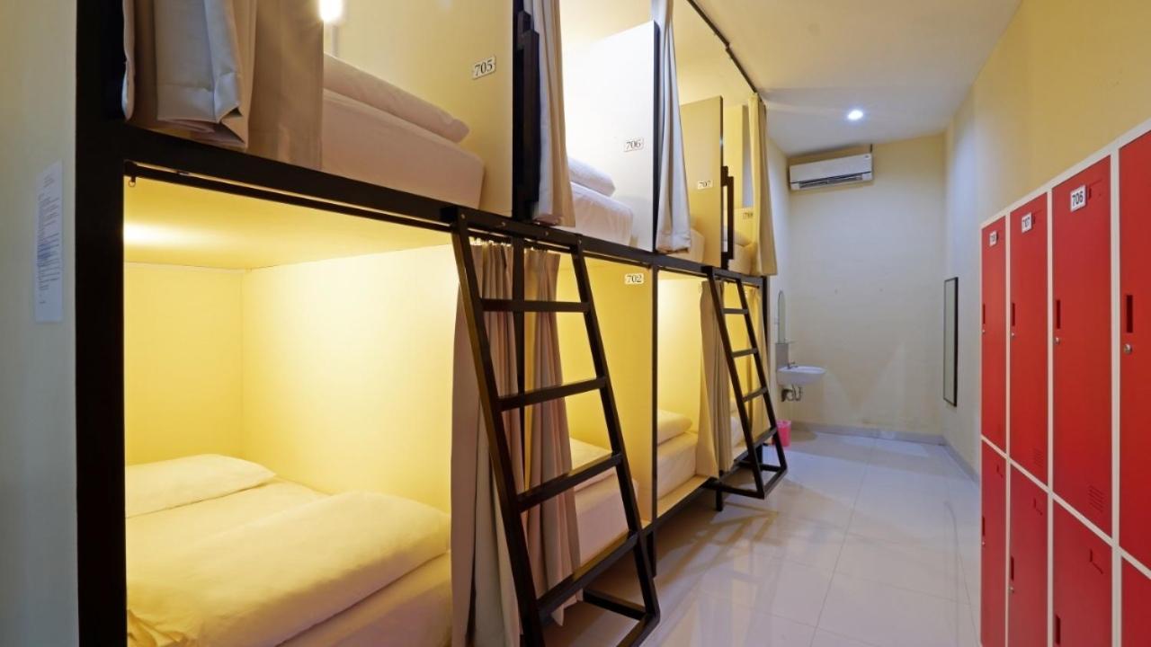 V Canggu Dormitory Eksteriør bilde